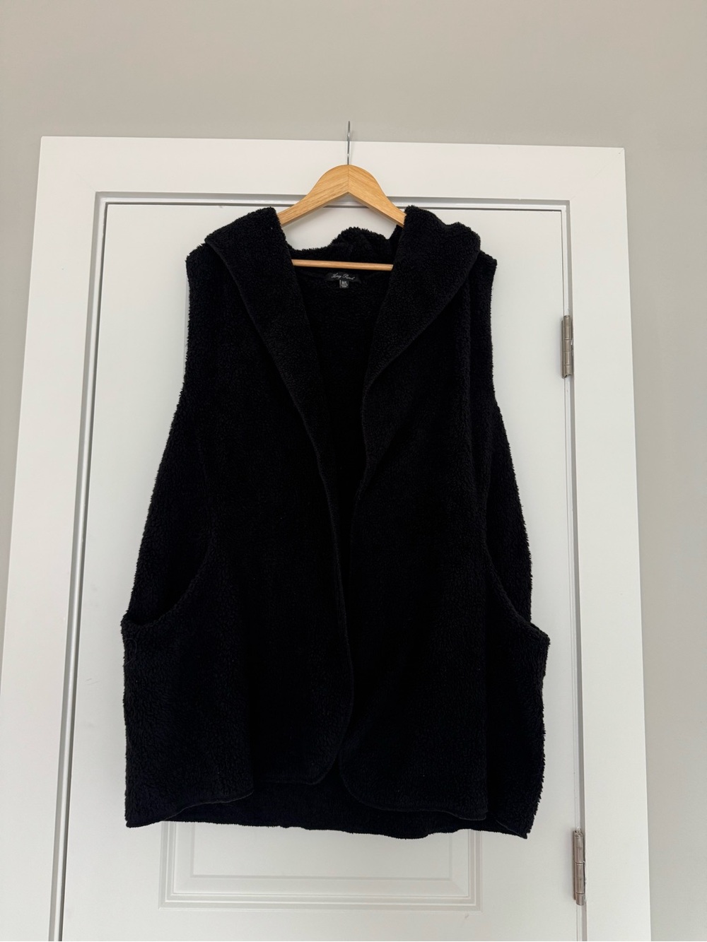 Honey Punch Black Hooded Sherpa Vest